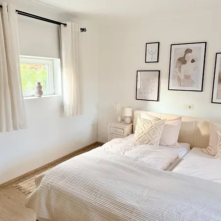 Apartmán Country With Private Kamp River Access *