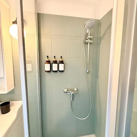 Country With Private Kamp River Access *