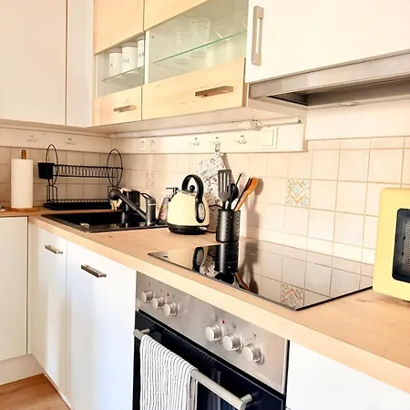 Apartmán Country With Private Kamp River Access *