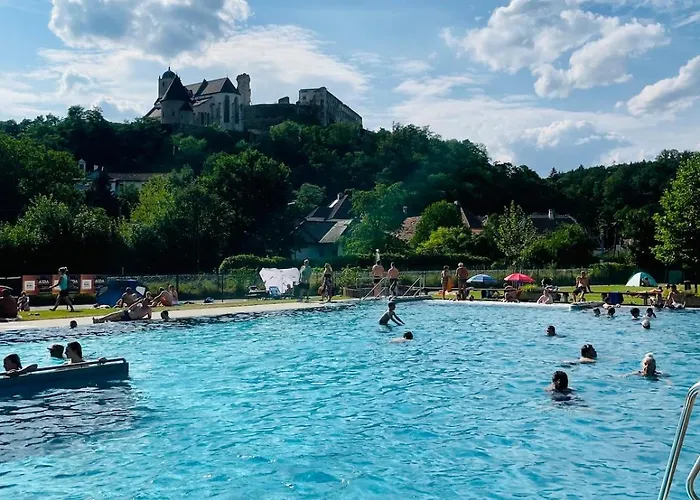 Country With Private Kamp River Access *